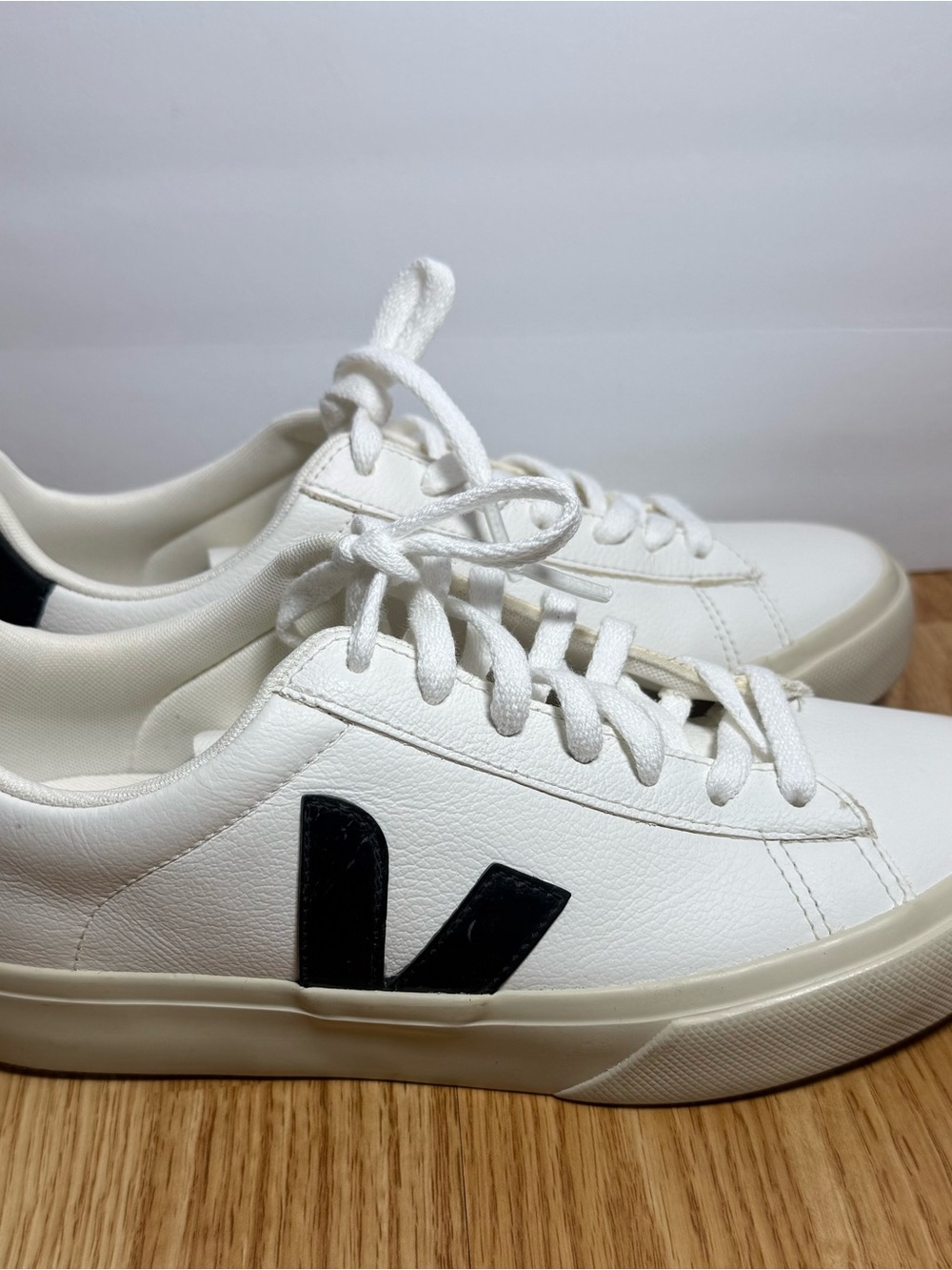 Veja White Low-Top Sneakers with Black V Logo - Picture 2 of 5